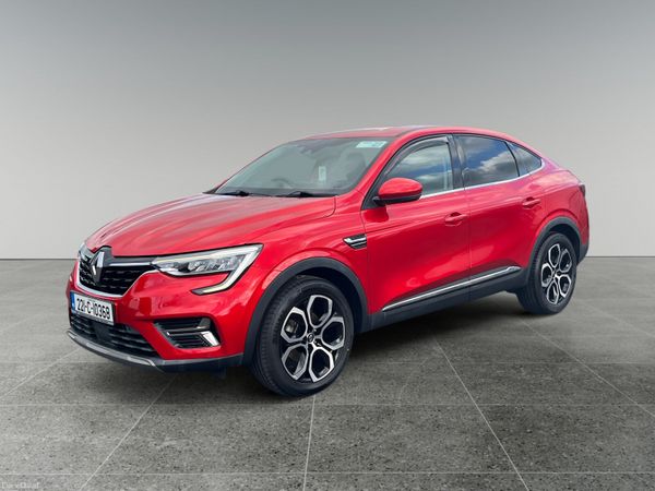 Renault Arkana Hatchback, Petrol, 2022, Red