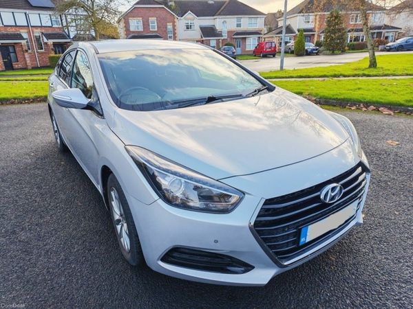 Hyundai i40 Saloon, Diesel, 2015, Silver