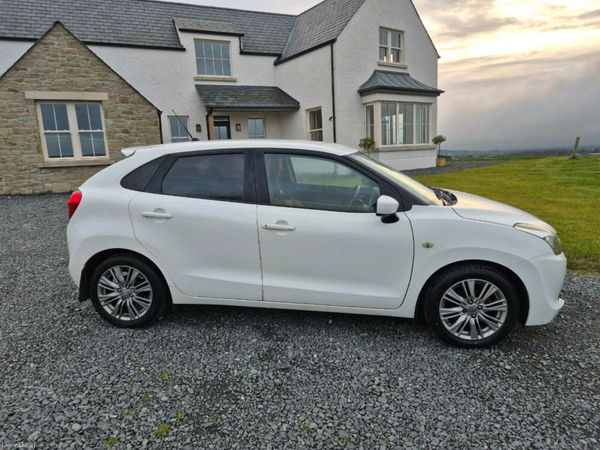 Suzuki Baleno Hatchback, Petrol, 2016, White