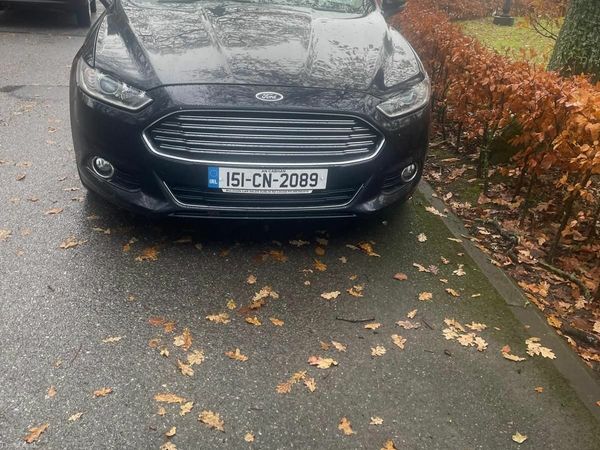 Ford Mondeo Hatchback, Diesel, 2015, Black