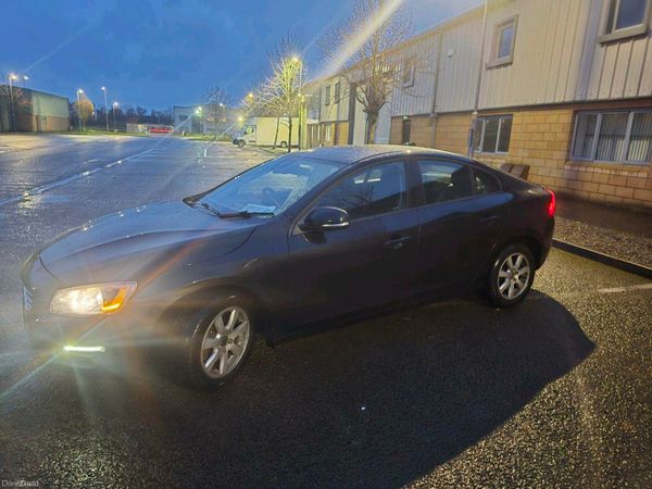 Volvo S60 Saloon, Diesel, 2014, Black