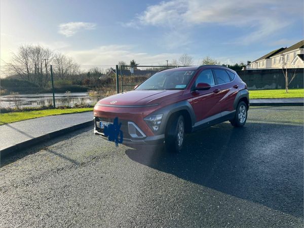 Hyundai KONA MPV, Petrol, 2024, Red