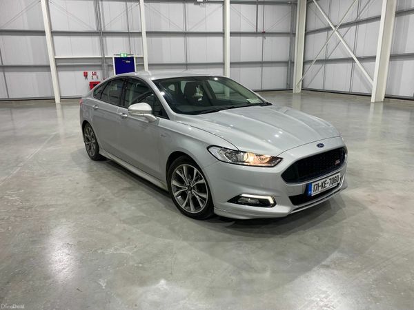 Ford Mondeo Hatchback, Diesel, 2017, Silver