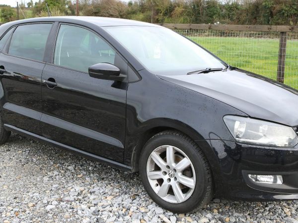 Volkswagen Polo Hatchback, Petrol, 2014, Black