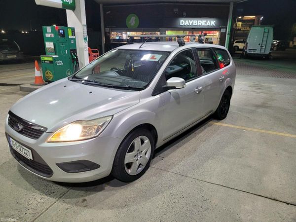 Ford Focus Estate, Diesel, 2010, Silver