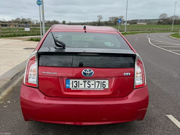 Toyota Prius Hatchback, Petrol Hybrid, 2013, Red