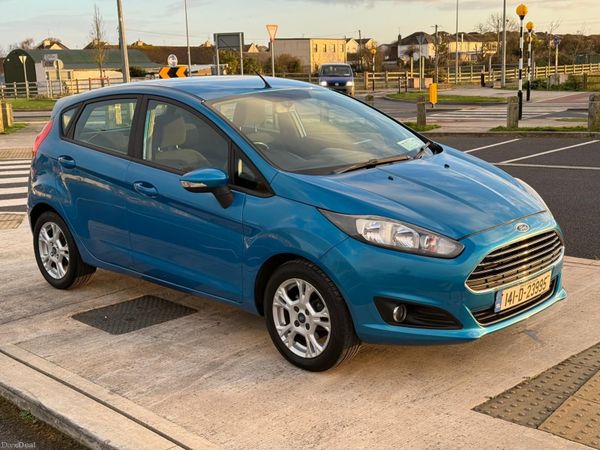 Ford Fiesta Hatchback, Petrol, 2014, Blue