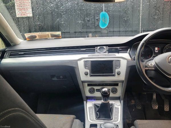 Volkswagen Passat Saloon, Diesel, 2015, Black