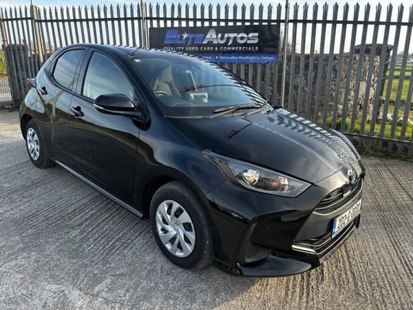 Toyota Yaris Hatchback, Petrol, 2021, Black