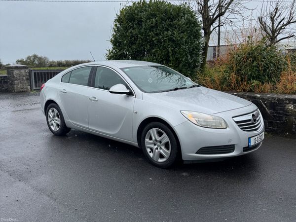 Vauxhall Insignia Hatchback, Diesel, 2012, Silver