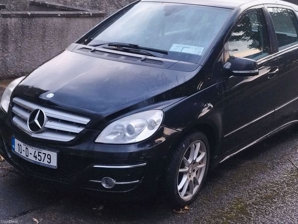 Mercedes-Benz B-Class MPV, Petrol, 2010, Black