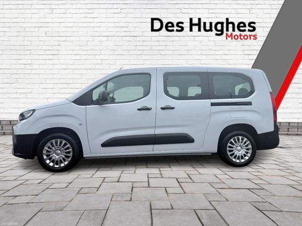 Toyota Proace MPV, Electric, 2025, White