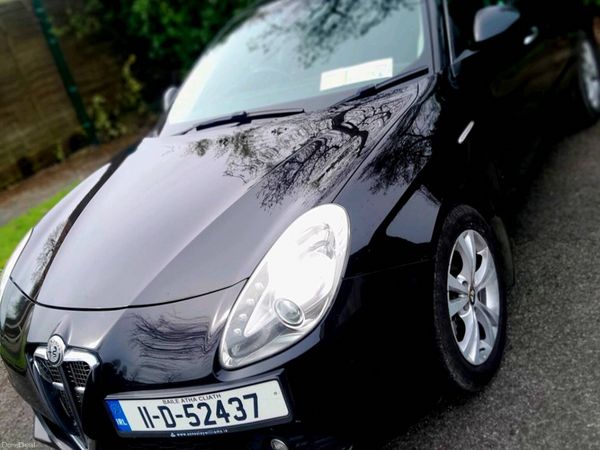 Alfa Romeo Giulietta Hatchback, Diesel, 2011, Black