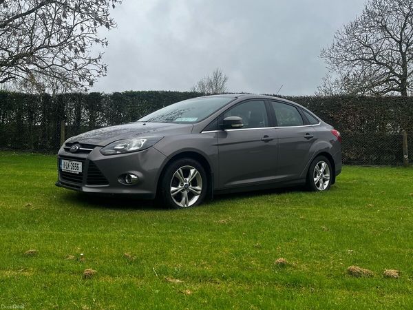 Ford Focus Saloon, Diesel, 2011, Brown