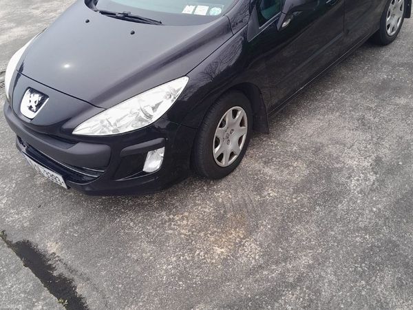 Peugeot 308 Hatchback, Diesel, 2010, Black