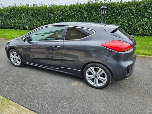 Kia Ceed Hatchback, Diesel, 2016, Silver