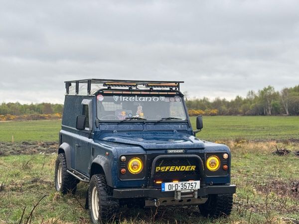 Land Rover Defender SUV, Diesel, 2001, Blue