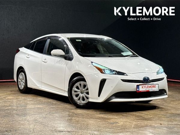 Toyota Prius Hatchback, Petrol Hybrid, 2022, White