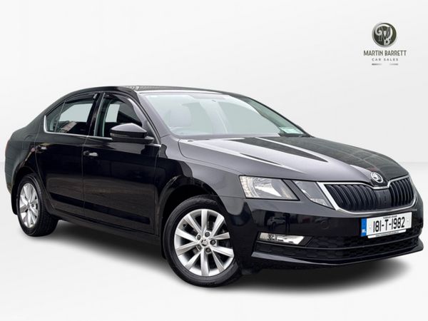 Skoda Octavia Hatchback, Diesel, 2018, Black