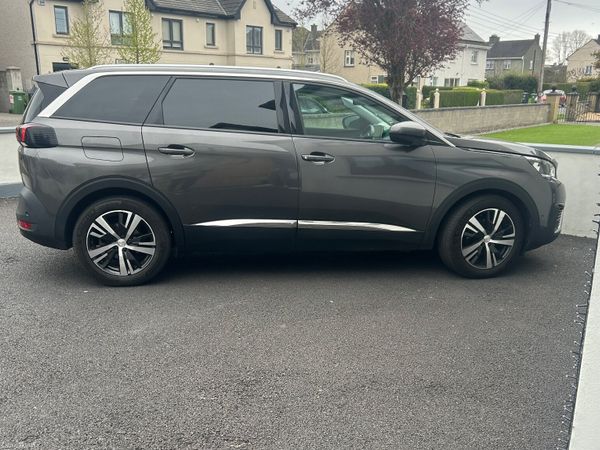 Peugeot 5008 MPV, Diesel, 2020, Grey