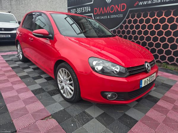 Volkswagen Golf Hatchback, Petrol, 2011, Red