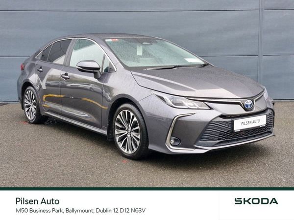 Toyota Corolla Saloon, Petrol Hybrid, 2023, Grey