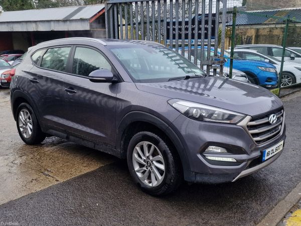 Hyundai Tucson SUV, Petrol, 2016, Grey