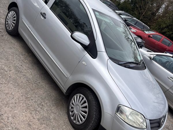 Volkswagen Fox Hatchback, Petrol, 2009, Silver