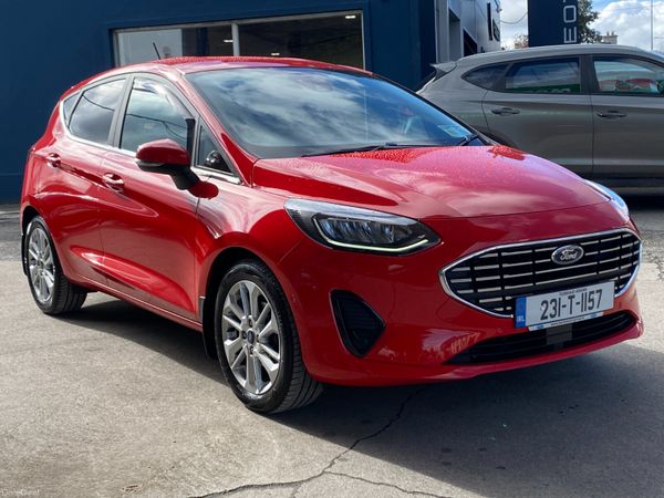 Ford Fiesta Hatchback, Petrol, 2023, Red