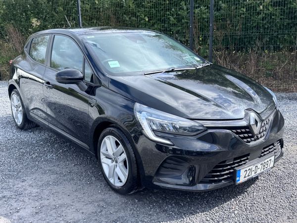 Renault Clio Hatchback, Petrol, 2022, Black
