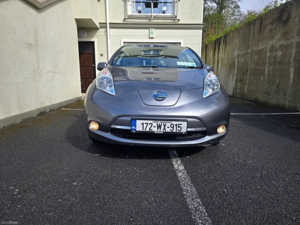 Nissan Leaf Hatchback, Electric, 2017, Grey