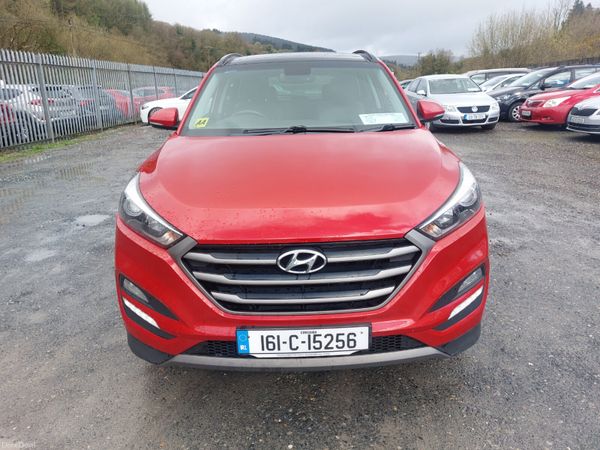 Hyundai Tucson SUV, Diesel, 2016, Red