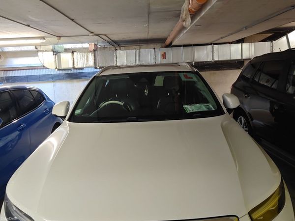 Volvo XC40 Estate/Jeep, Diesel, 2019, White