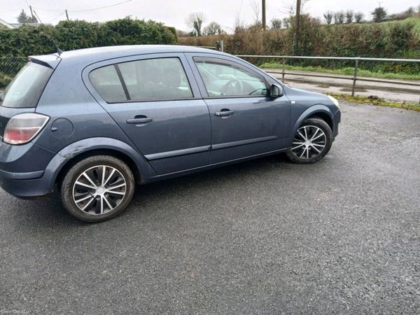 Opel Astra Hatchback, Petrol, 2008, Blue