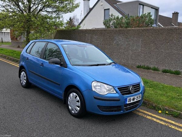 Volkswagen Polo Hatchback, Petrol, 2006, Blue