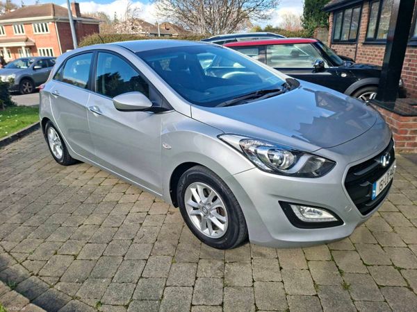 Hyundai i30 Hatchback, Diesel, 2015, Silver