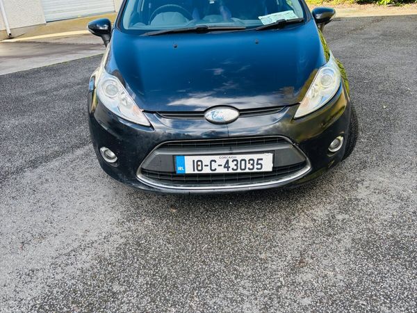 Ford Fiesta Hatchback, Diesel, 2010, Black