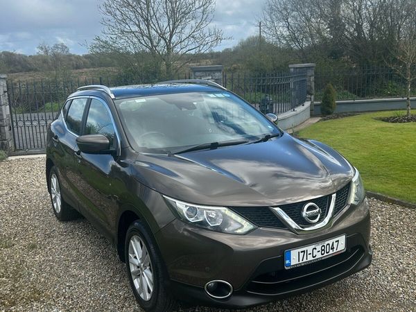 Nissan Qashqai SUV, Diesel, 2017, Brown