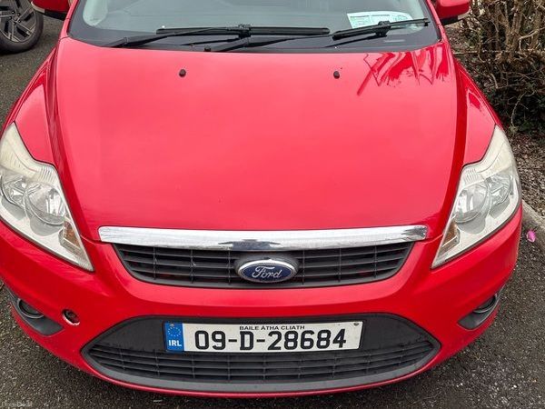 Ford Focus Hatchback, Diesel, 2009, Red