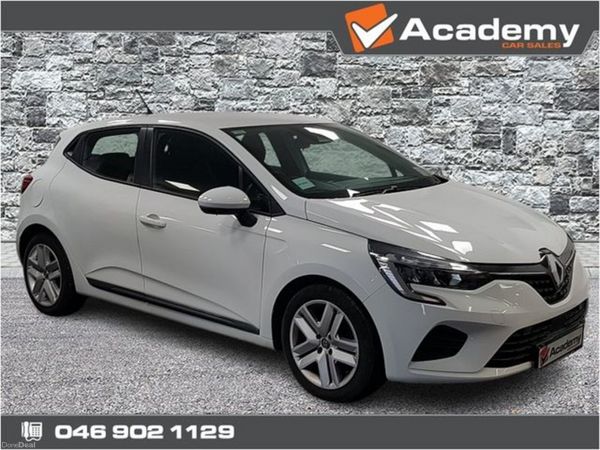 Renault Clio Hatchback, Petrol, 2022, White