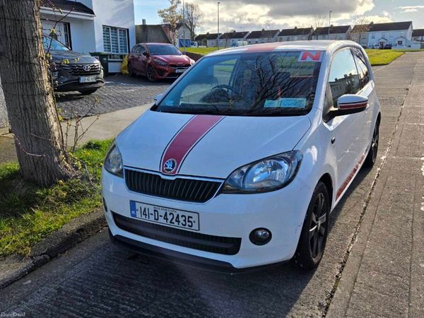 Skoda Citigo Hatchback, Petrol, 2014, White