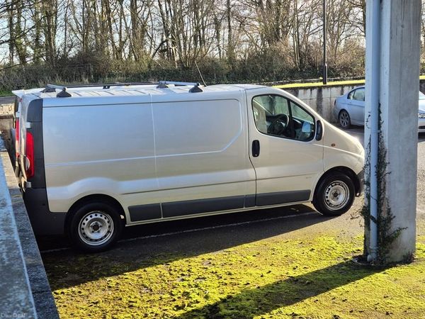 Opel Vivaro Van, Diesel, 2014, Silver
