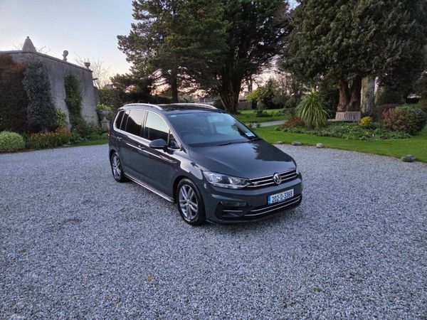 Volkswagen Touran MPV, Petrol, 2020, Grey