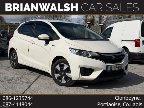 Honda Fit Hatchback, Petrol Hybrid, 2016, White