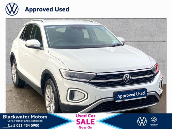 Volkswagen T-Roc SUV, Petrol, 2023, White