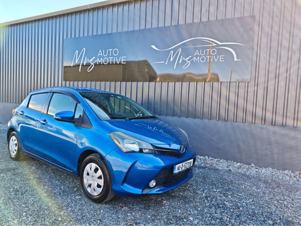 Toyota Vitz Hatchback, Petrol, 2014, Blue