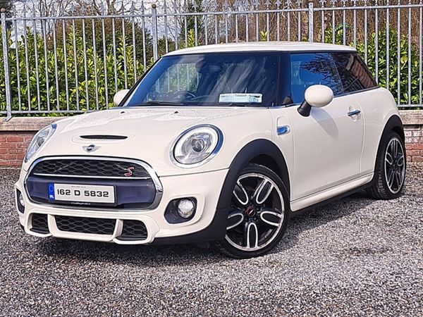 Mini Cooper Hatchback, Diesel, 2016, White