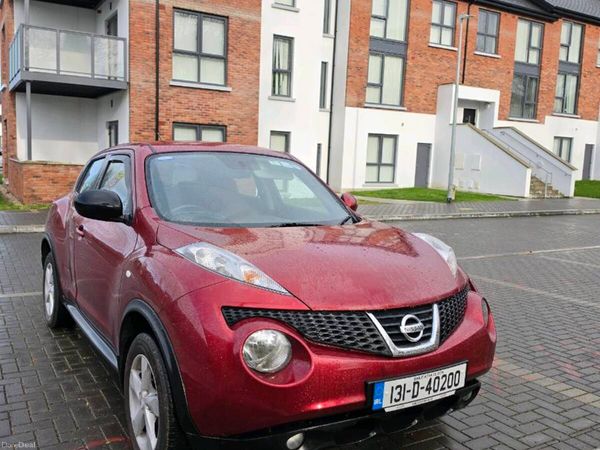 Nissan Juke SUV, Petrol, 2013, Red
