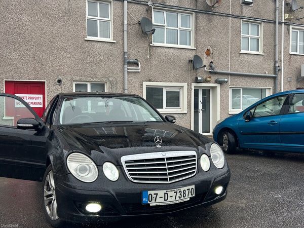 Mercedes-Benz E-Class Saloon, Petrol, 2007, Black