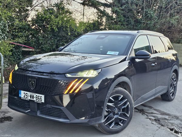 Peugeot 5008 MPV, Petrol, 2025, Black